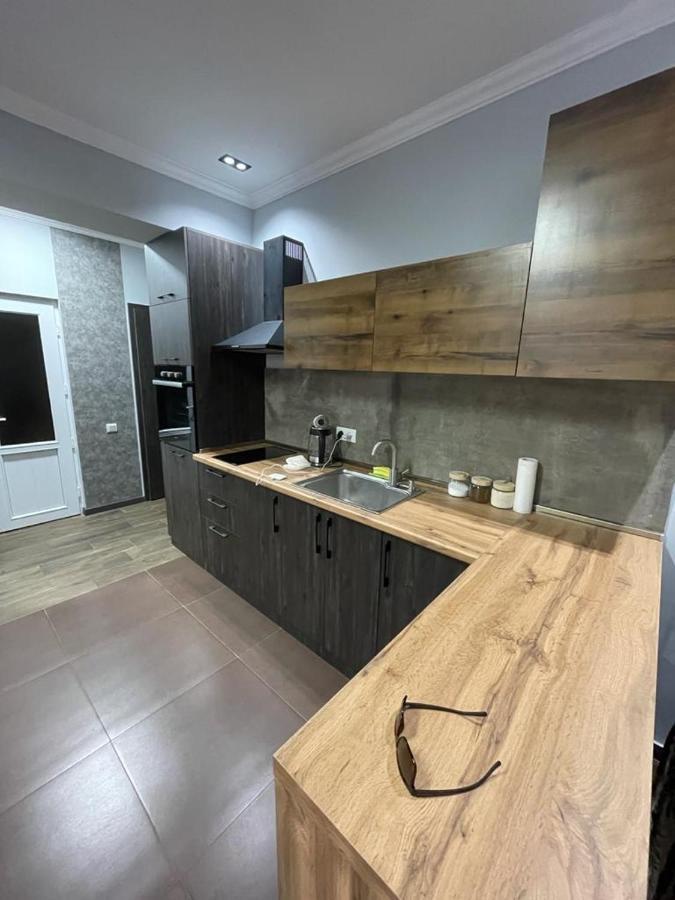 One Central Apartment 예레반 외부 사진