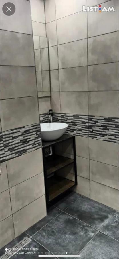 One Central Apartment 예레반 외부 사진