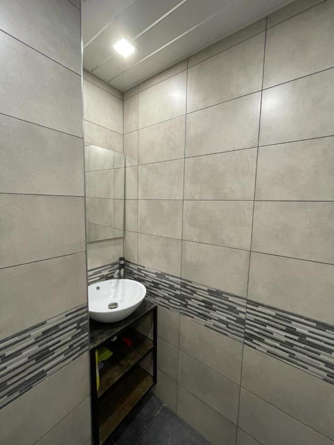 One Central Apartment 예레반 외부 사진