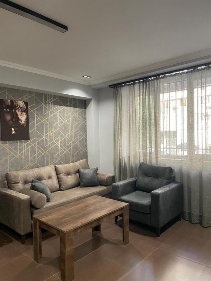 One Central Apartment 예레반 외부 사진