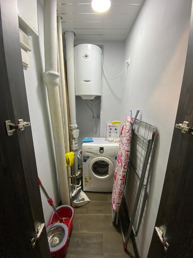 One Central Apartment 예레반 외부 사진