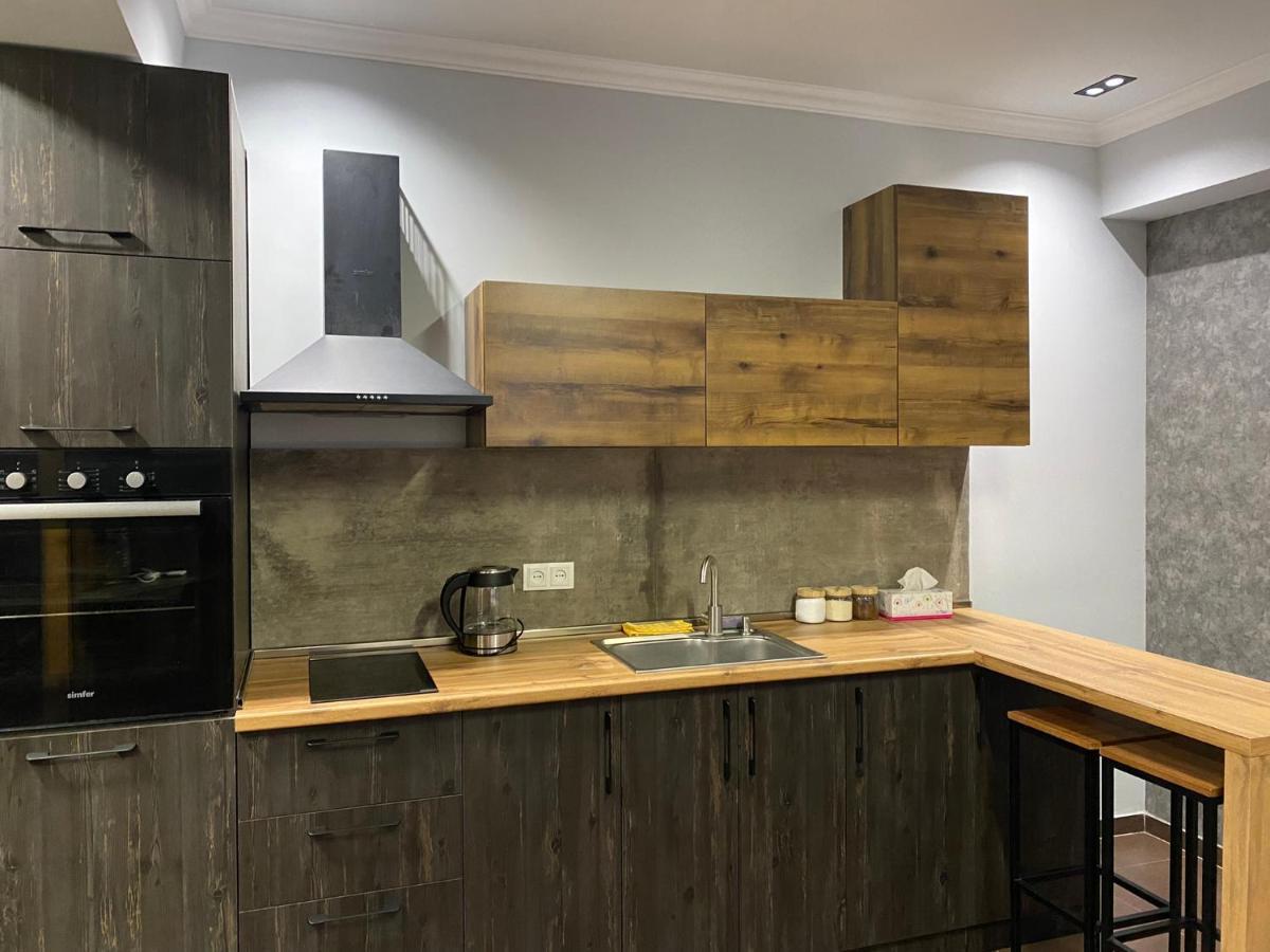 One Central Apartment 예레반 외부 사진